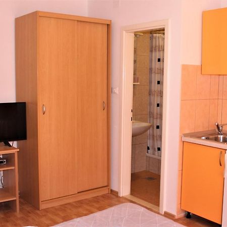 Apartments Raos Makarska Ngoại thất bức ảnh