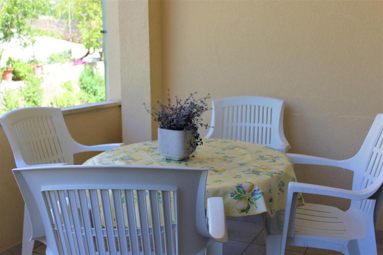 Apartments Raos Makarska Ngoại thất bức ảnh
