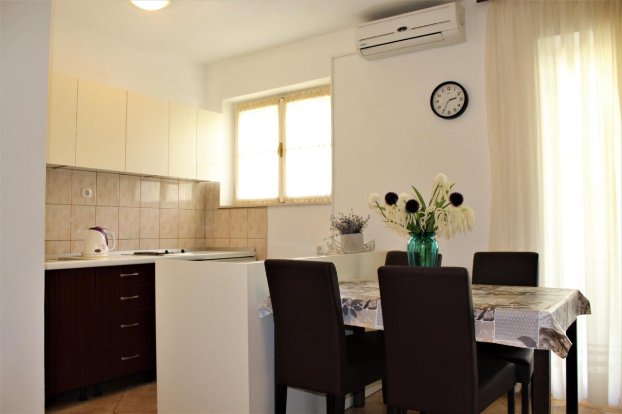 Apartments Raos Makarska Ngoại thất bức ảnh