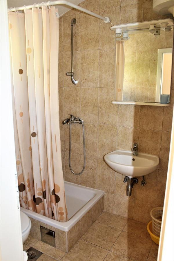 Apartments Raos Makarska Ngoại thất bức ảnh