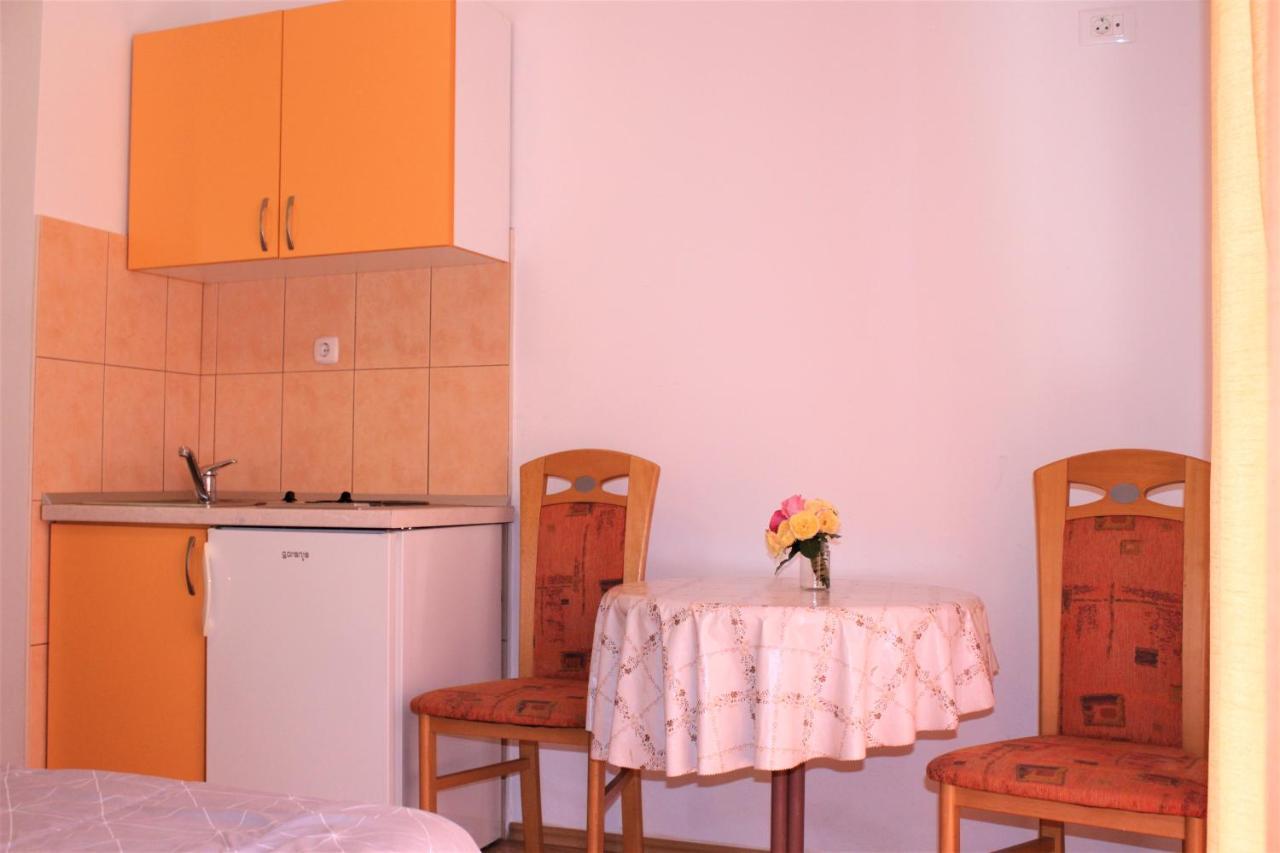Apartments Raos Makarska Ngoại thất bức ảnh