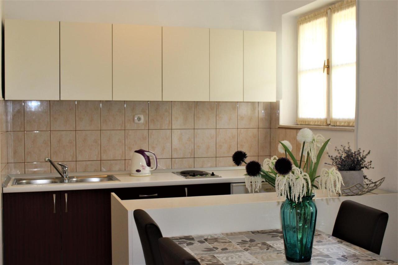 Apartments Raos Makarska Ngoại thất bức ảnh
