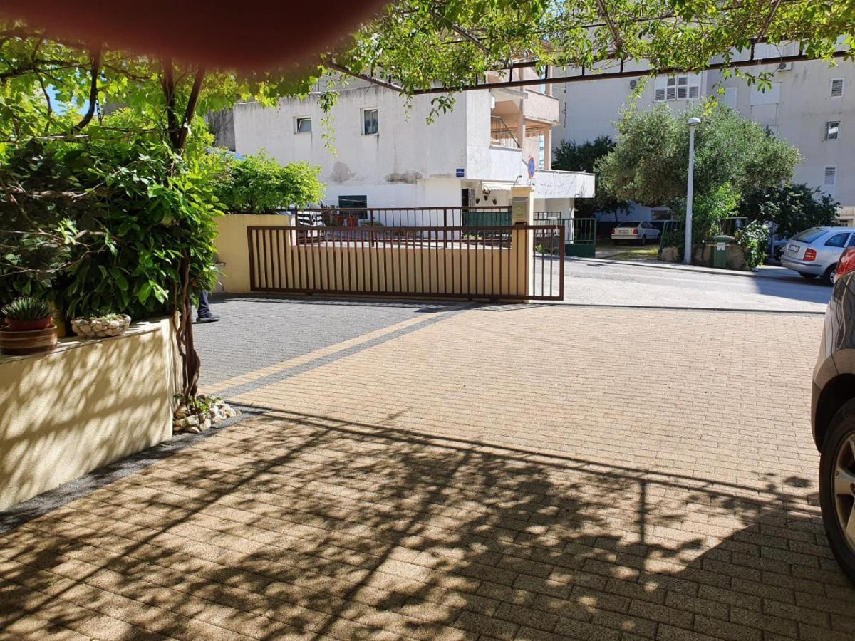 Apartments Raos Makarska Ngoại thất bức ảnh